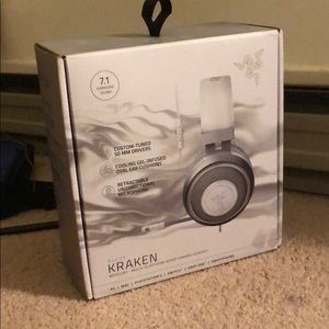 Razer Kraken Mercury white gaming headset